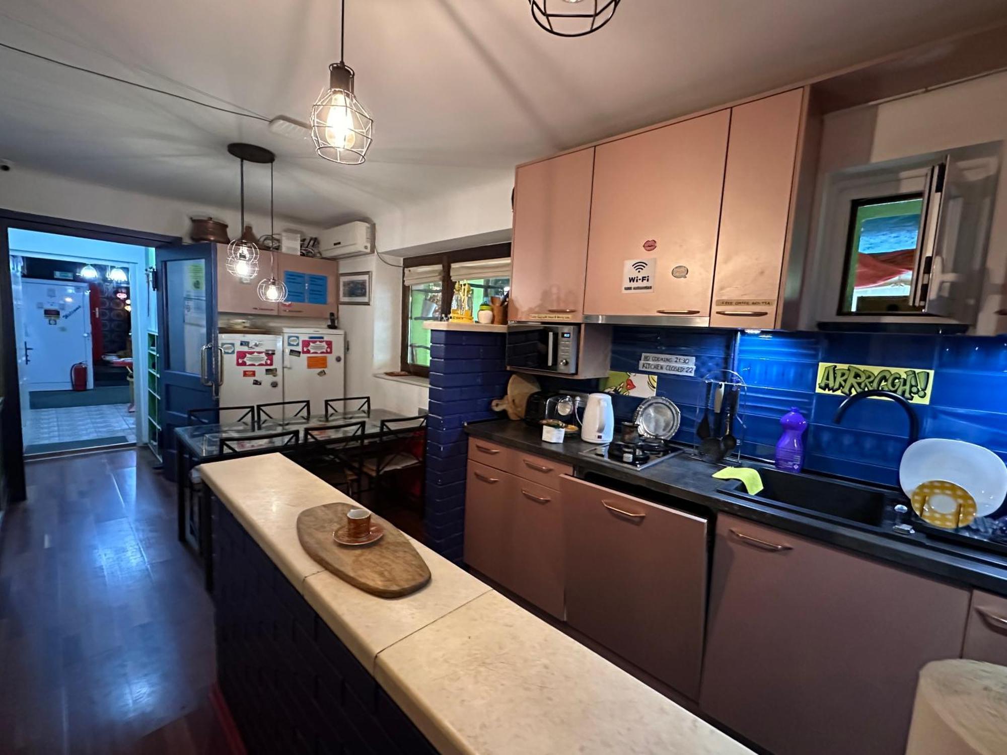 Hostel Balkan Han Сараево Екстериор снимка